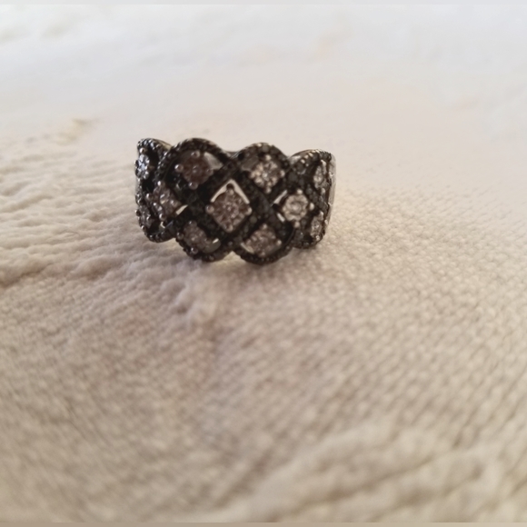 Samuels Jewelry - Diamond chip 925 ring